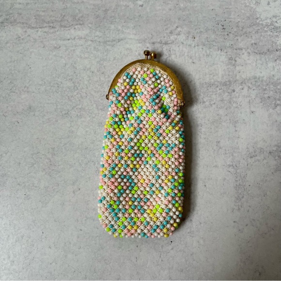Vintage Handbags - Vintage Beaded Coin Purse